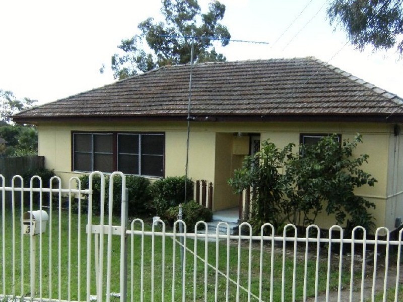 3 Ferndale Close, Wentworthville NSW 2145