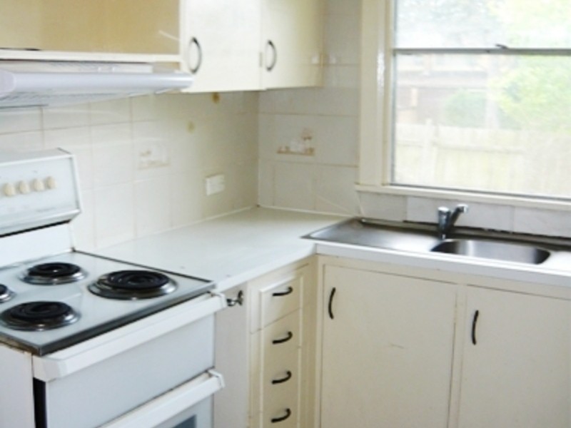 3 Ferndale Close, Wentworthville NSW 2145