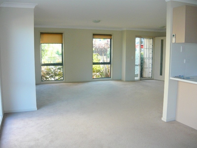 8 Somersby Circuit, Acacia Gardens NSW 2763