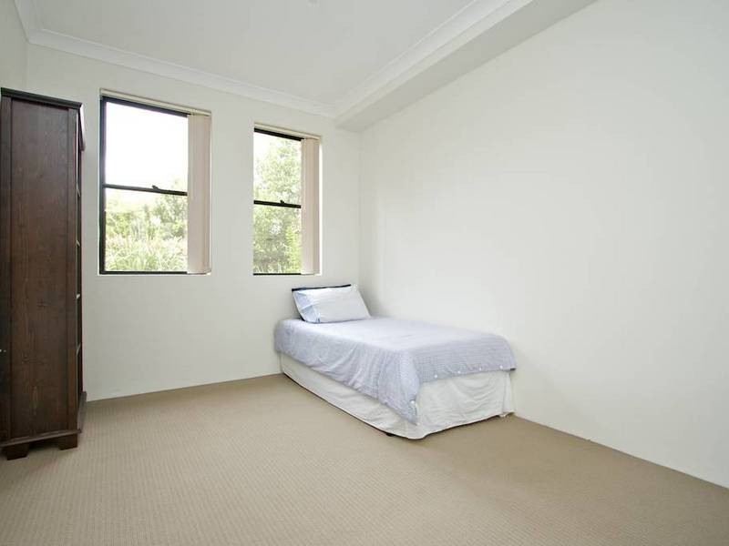 4/10-12 Reid Avenue, Westmead NSW 2145