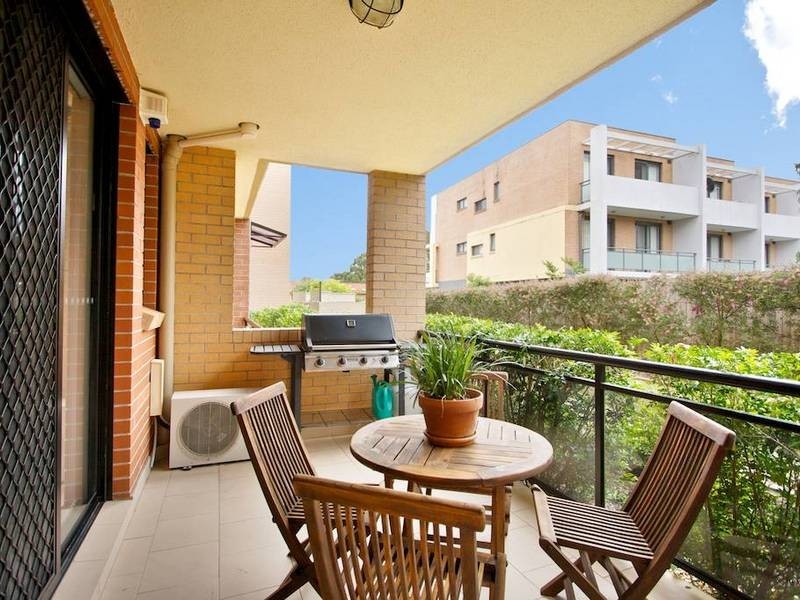 4/10-12 Reid Avenue, Westmead NSW 2145