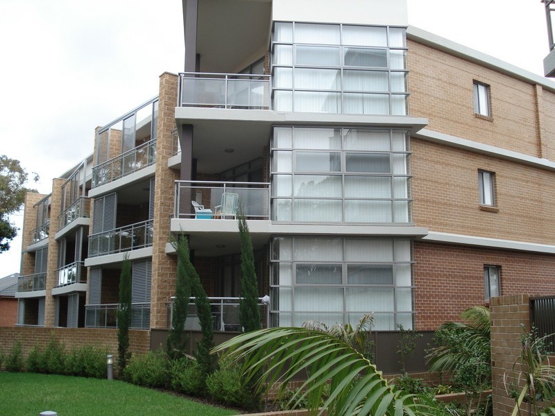 37/33 Cecil Avenue, Castle Hill NSW 2154