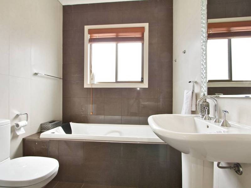 7 Flamingo Place, Pendle Hill NSW 2145