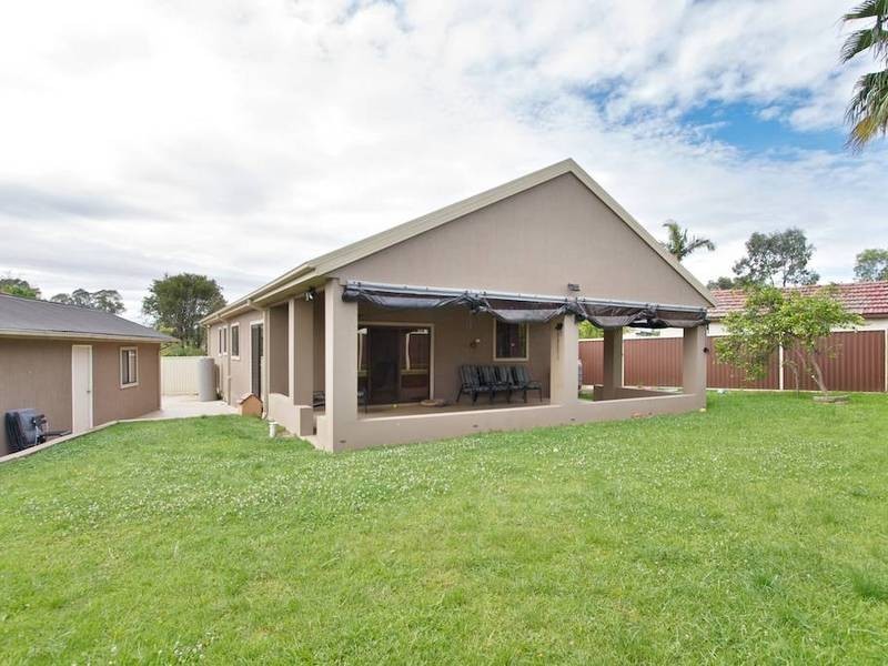 7 Flamingo Place, Pendle Hill NSW 2145