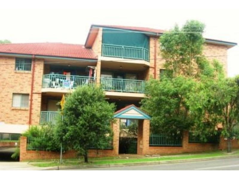 4/249 Dunmore Street, Wentworthville NSW 2145