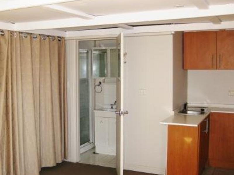 24 Constitution Road, Constitution Hill NSW 2145