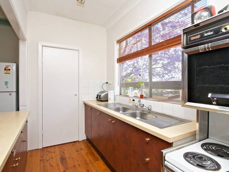 6 Calga Place, Toongabbie NSW 2146