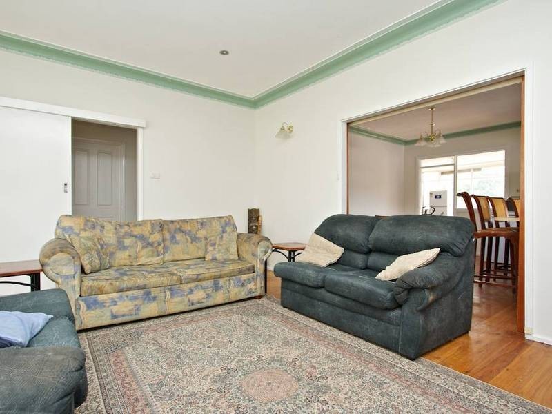 6 Calga Place, Toongabbie NSW 2146