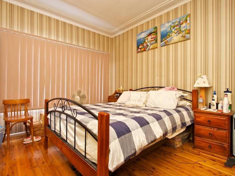 31 May Street, Constitution Hill NSW 2145