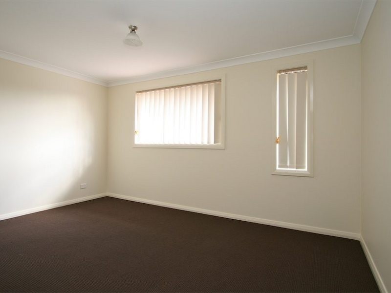 37 Wyena Road, Pendle Hill NSW 2145