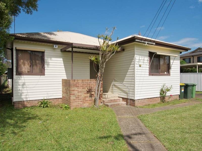 16 Fulton Avenue, Wentworthville NSW 2145