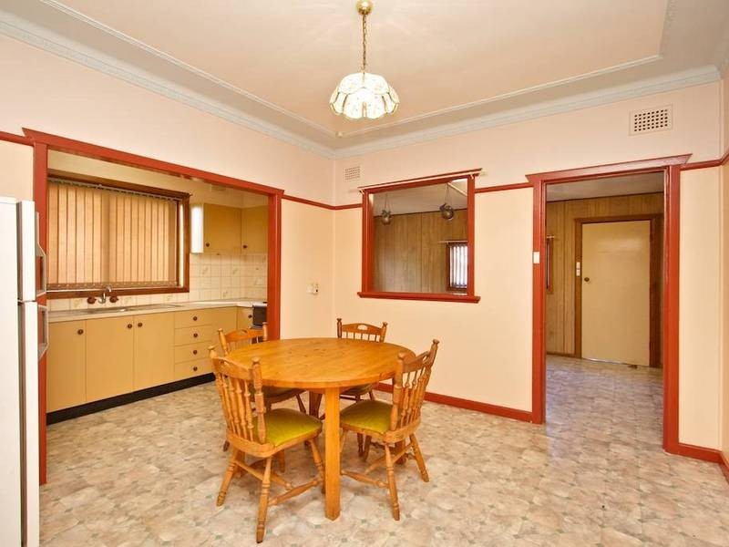 16 Fulton Avenue, Wentworthville NSW 2145