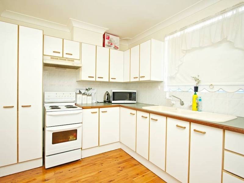 8 Eton Court, Cambridge Park NSW 2747