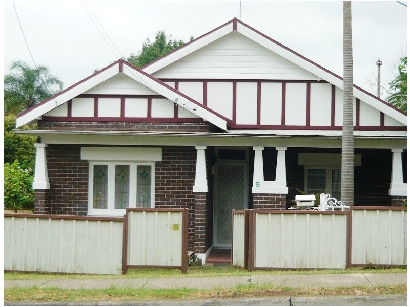 5 Moree Street, Westmead NSW 2145