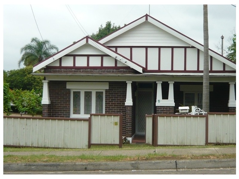 5 Moree Street, Westmead NSW 2145