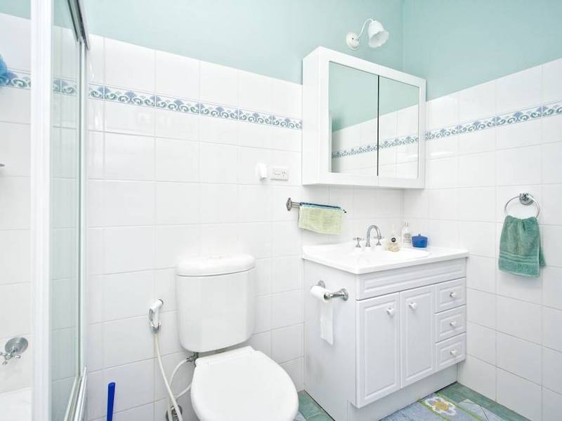 11 Lyle Street, Girraween NSW 2145