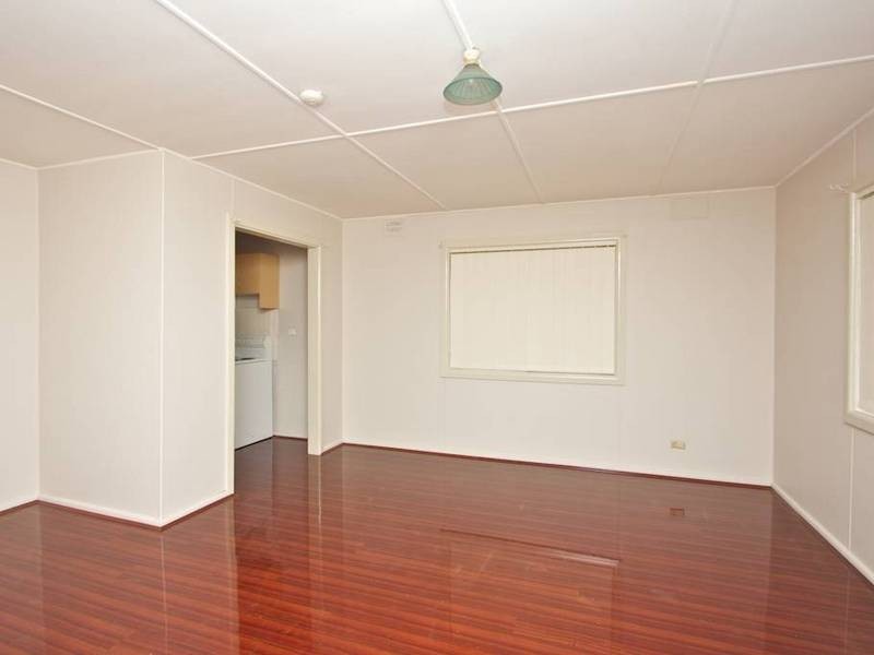 2 Ivy Street, Toongabbie NSW 2146