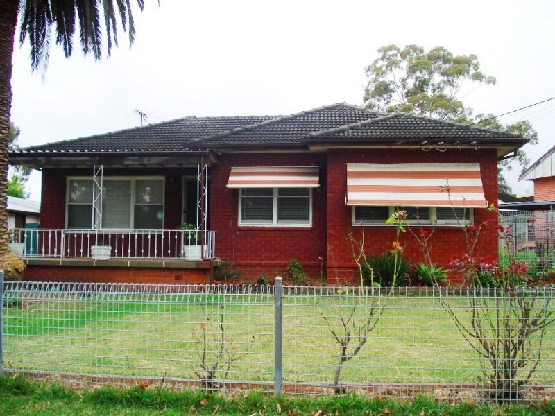 36 Greenleaf Street, Wentworthville NSW 2145