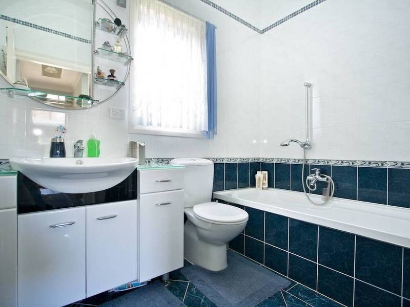 20 Heather Street, Girraween NSW 2145