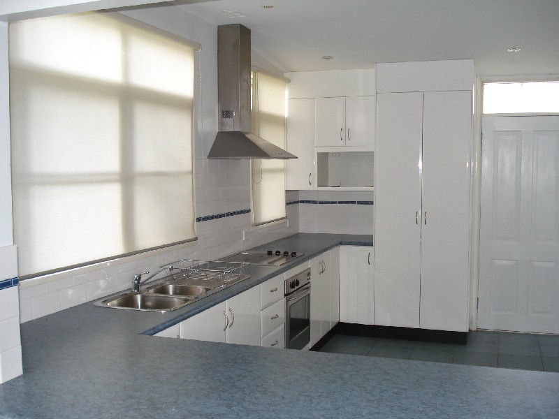 16 Cornock Street, Toongabbie NSW 2146