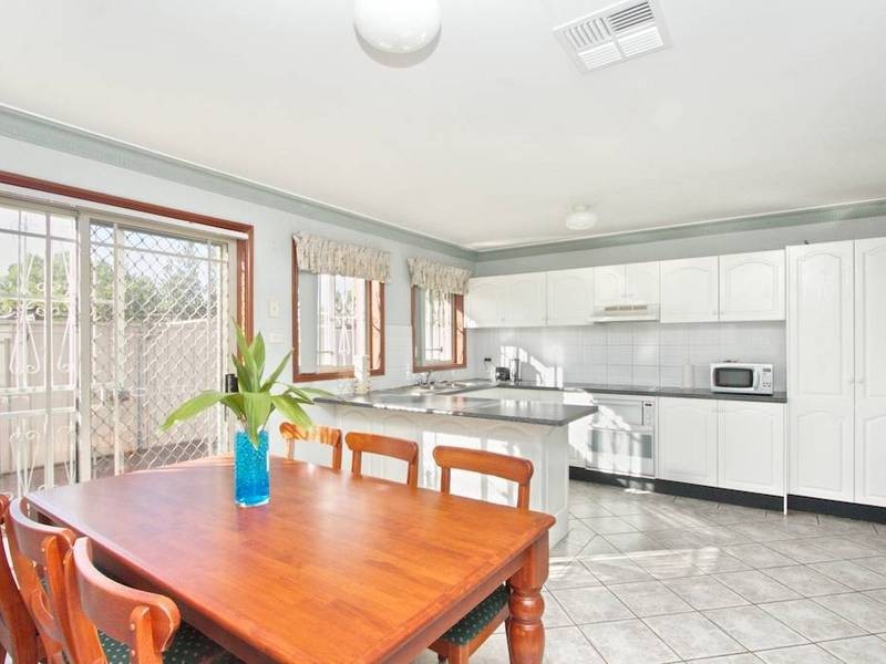 2/63A Wentworth Avenue, Wentworthville NSW 2145