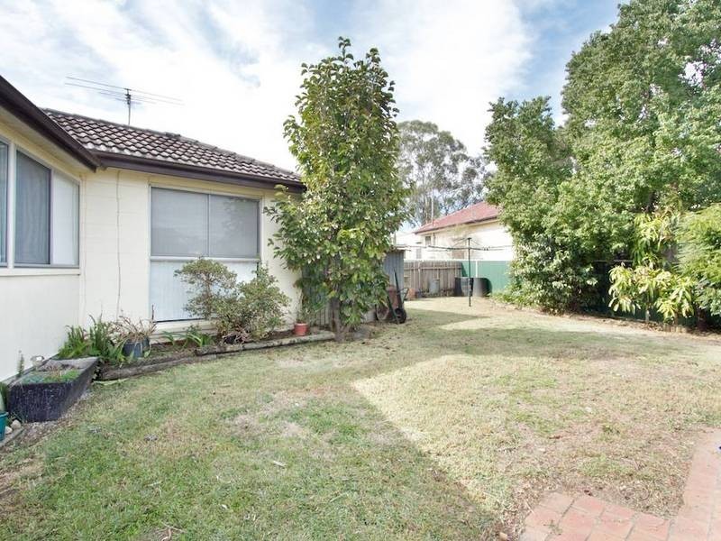 1 Norika Place, Toongabbie NSW 2146