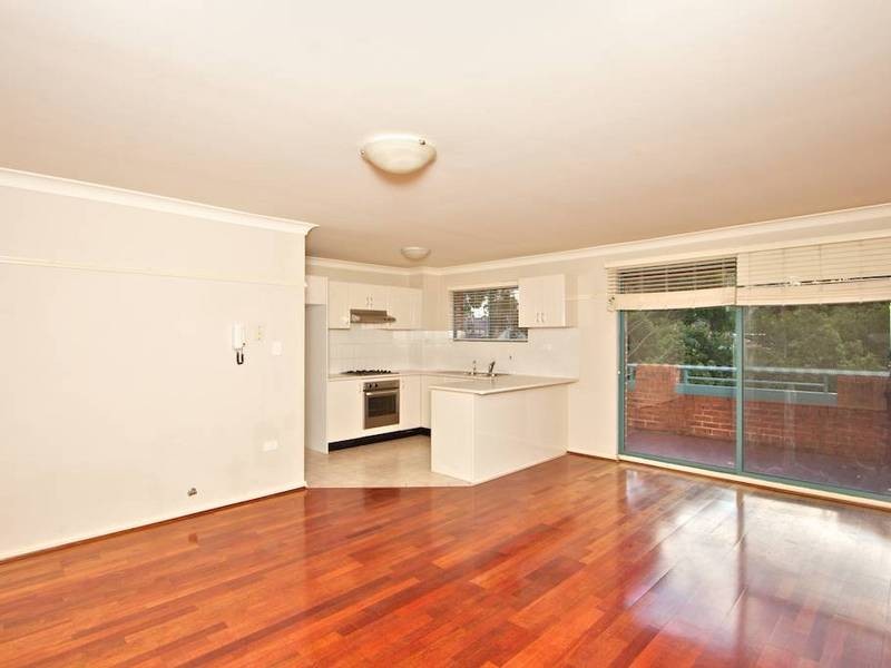 18/152 Station Street, Wentworthville NSW 2145