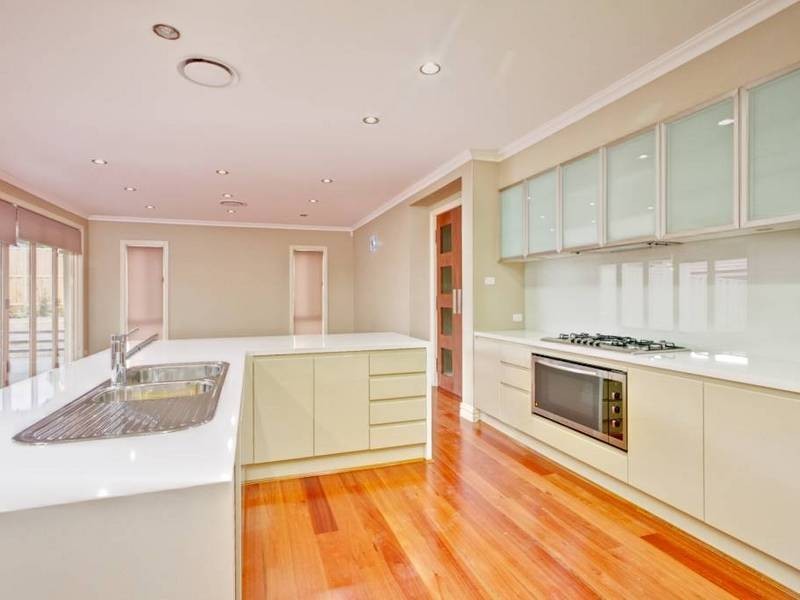 19 Lachlan Circuit, Kellyville Ridge NSW 2155