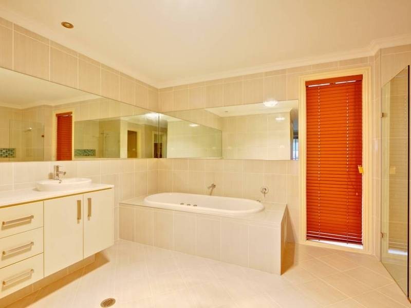 19 Lachlan Circuit, Kellyville Ridge NSW 2155