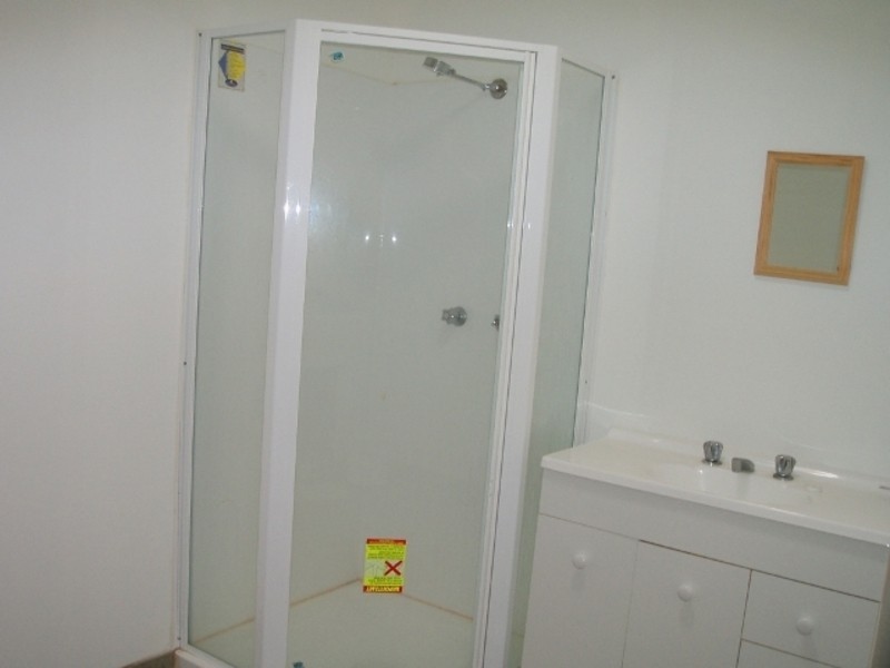 2/28 Budgeree Road, Toongabbie NSW 2146