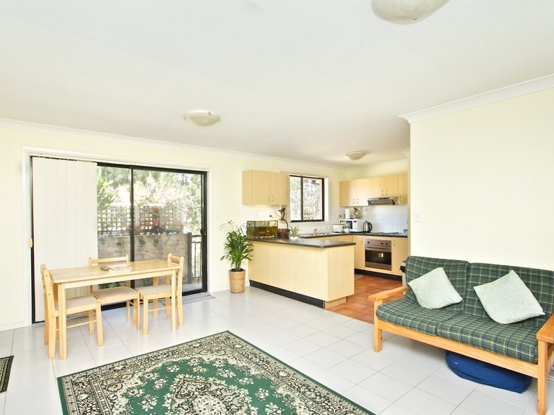 4/24 Tungarra Road, Girraween NSW 2145