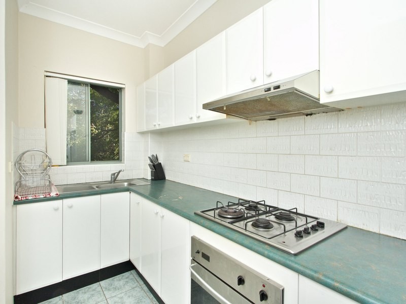 11/15-17 Thomas May Place, Westmead NSW 2145