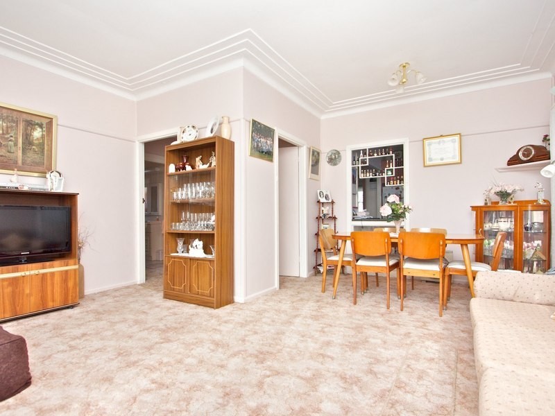 18 Waratah Street, Old Guildford NSW 2161