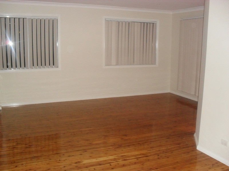 81 Picasso Crescent, Toongabbie NSW 2146