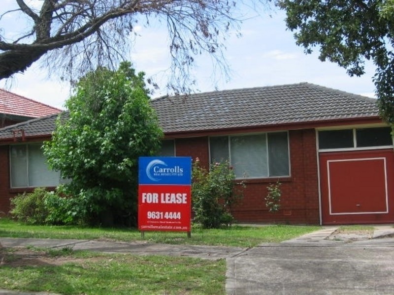 18 Hazel Street, Girraween NSW 2145