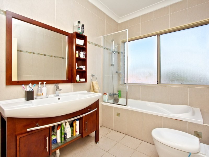 Constitution Hill NSW 2145