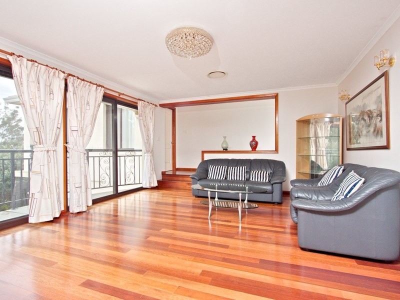 17A Caloola Road, Constitution Hill NSW 2145