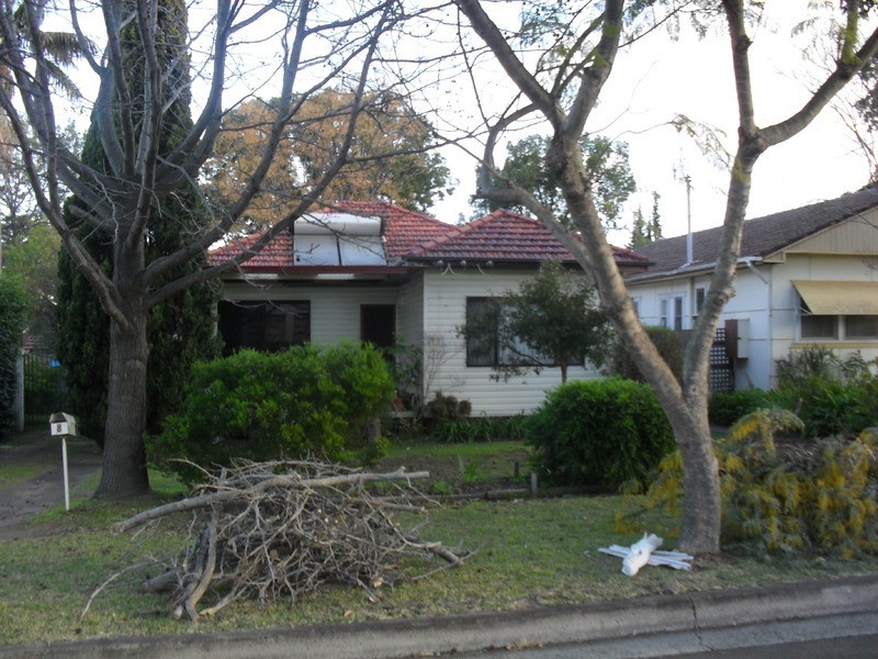 8 Springdale Street, Wentworthville NSW 2145