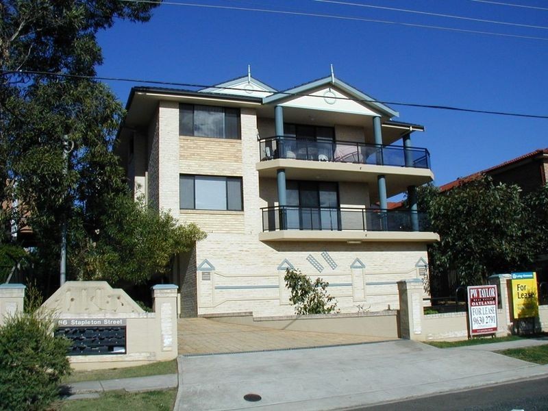 2/66 Stapleton Street, Pendle Hill NSW 2145