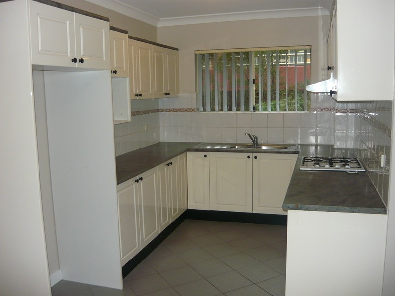 12/211 – 215  Dunmore St, Wentworthville NSW 2145