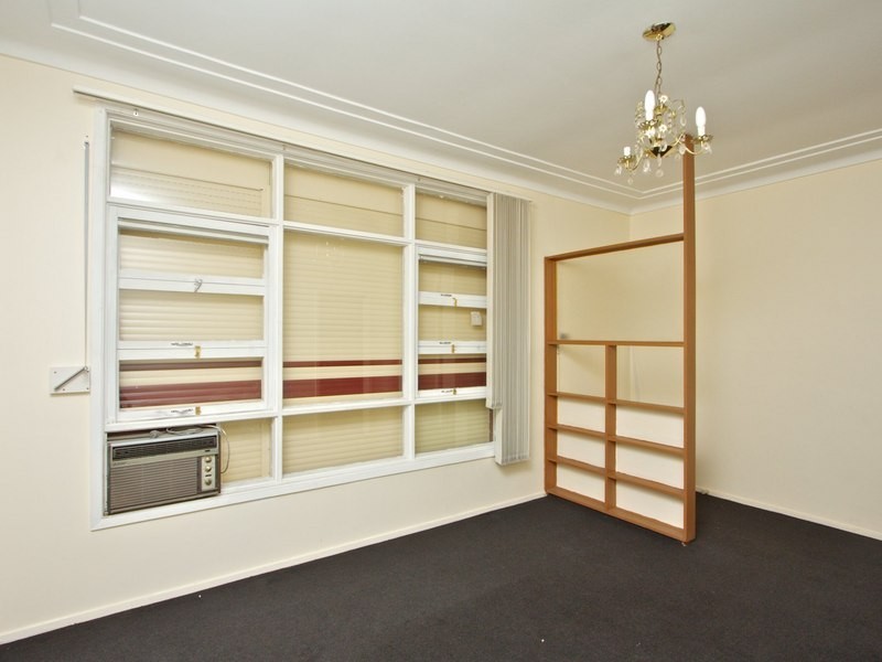 25 Harris Road, Constitution Hill NSW 2145