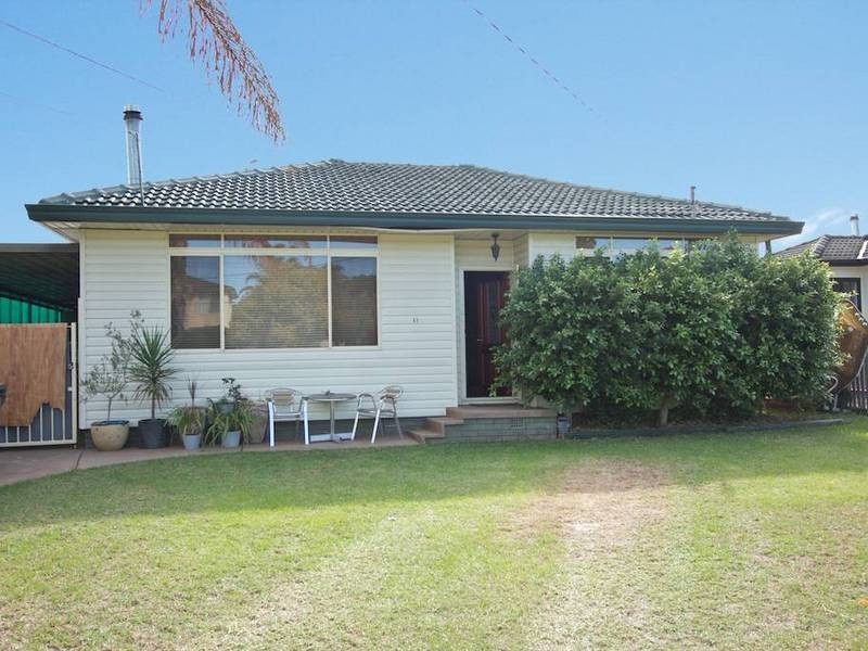 11 Kansas Street, Toongabbie NSW 2146
