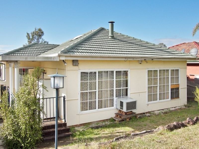 61 Damien Avenue, Greystanes NSW 2145