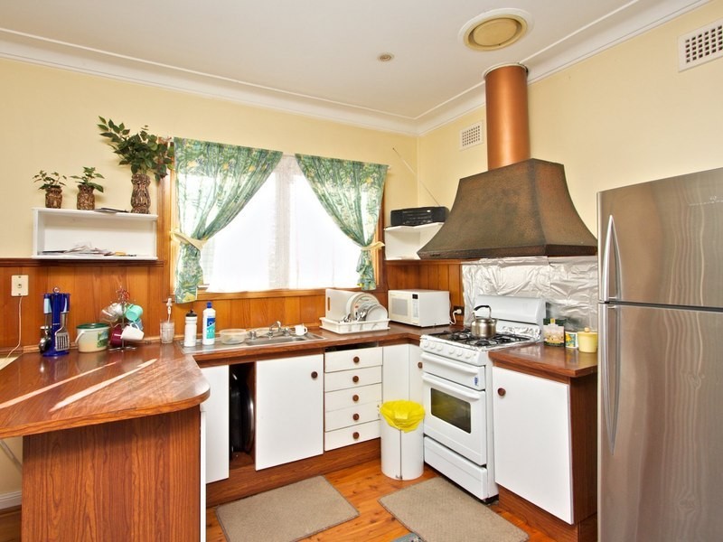 61 Damien Avenue, Greystanes NSW 2145