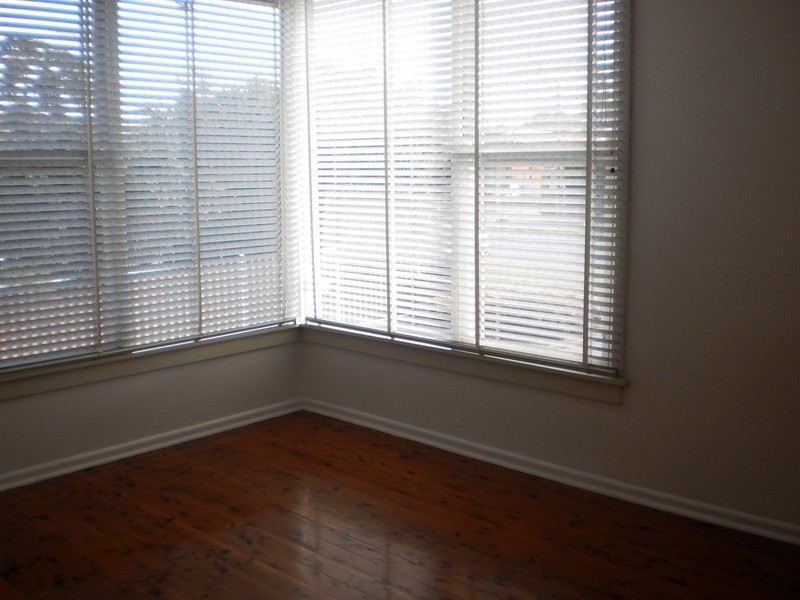 102 Jersey Road, South Wentworthville NSW 2145