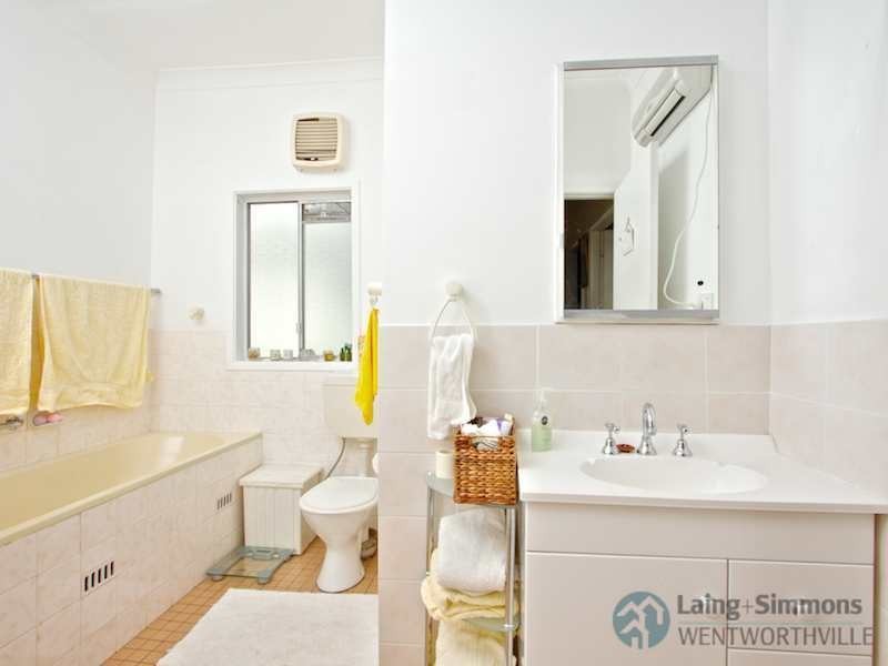 38 Oatlands Street, Wentworthville NSW 2145