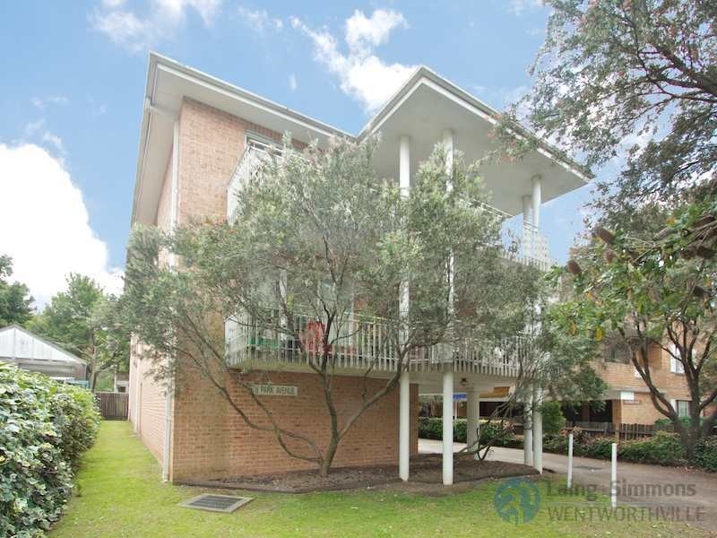 3/8 Park Avenue, Westmead NSW 2145