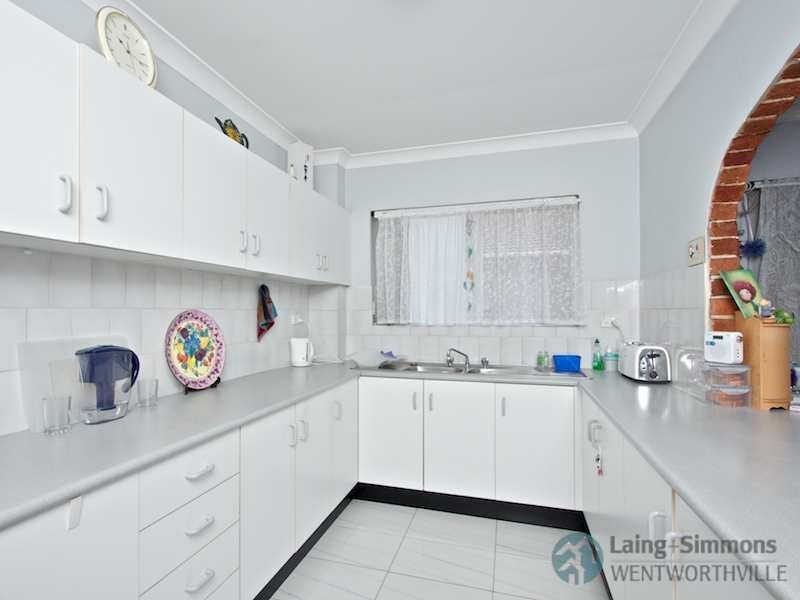 3/8 Park Avenue, Westmead NSW 2145