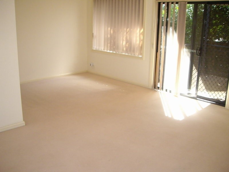 6/12 Caloola Road, Wentworthville NSW 2145