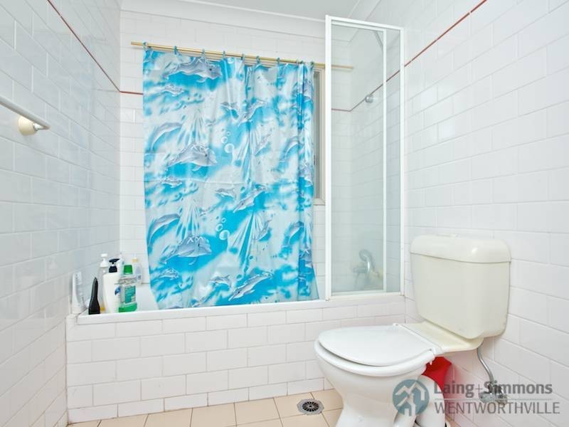 4/37 Binalong Road, Pendle Hill NSW 2145